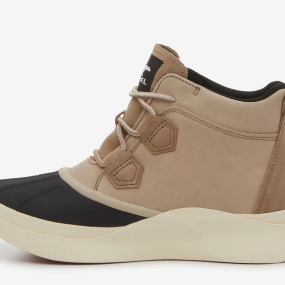 Sorel Out N About Classic Waterproof Boots - Picture 3 of 8